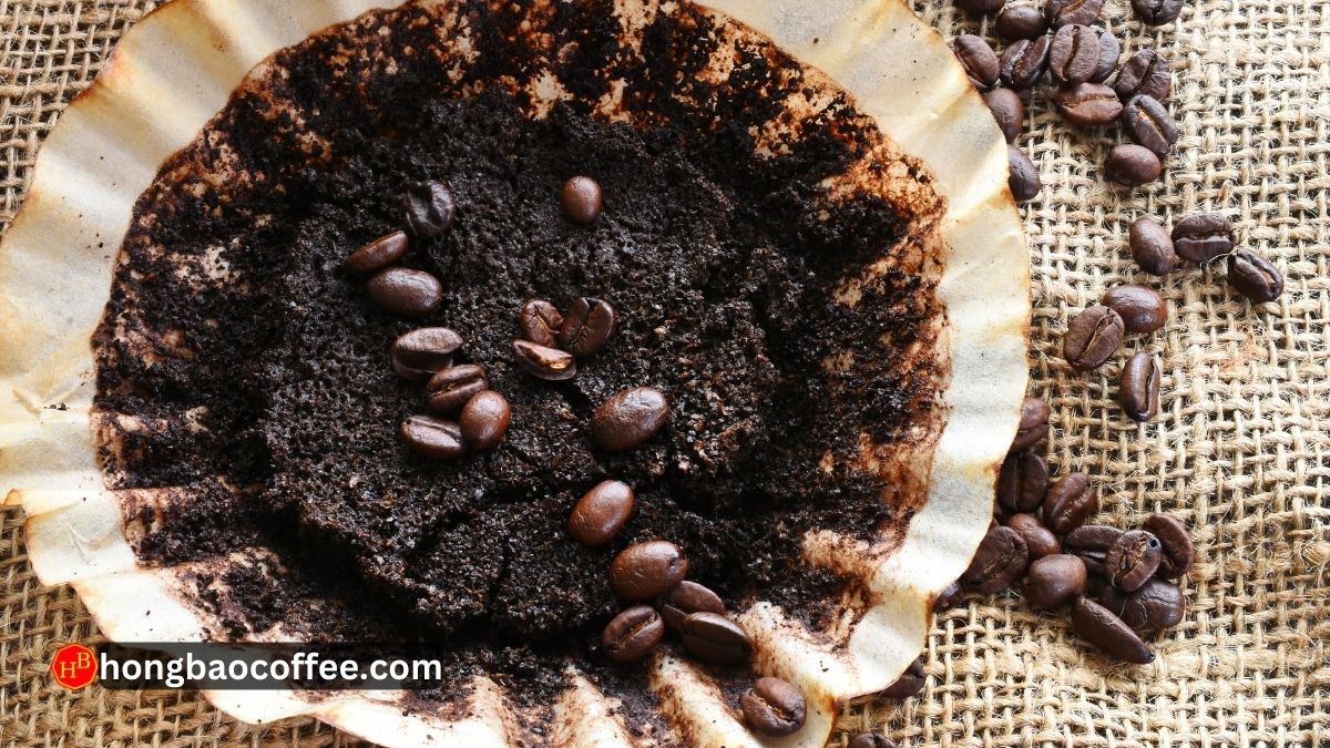Tái chế bã cà phê giúp bê tông bền hơn 30%